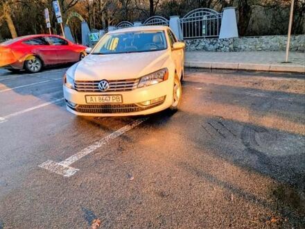 Белый Фольксваген Пассат, объемом двигателя 1.8 л и пробегом 190 тыс. км за 9500 $, фото 1 на Automoto.ua