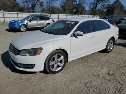 Белый Фольксваген Пассат, объемом двигателя 2 л и пробегом 155 тыс. км за 900 $, фото 1 на Automoto.ua