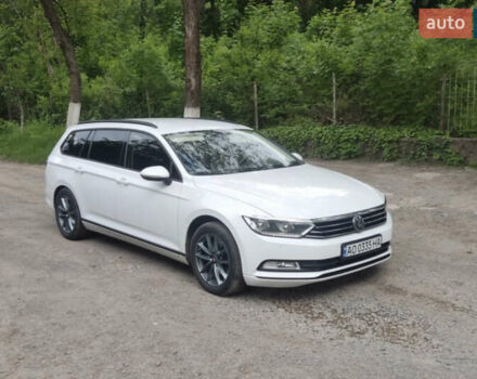 Білий Фольксваген Пассат, об'ємом двигуна 1.6 л та пробігом 283 тис. км за 13500 $, фото 1 на Automoto.ua