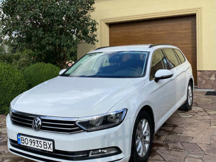 Белый Фольксваген Пассат, объемом двигателя 1.97 л и пробегом 258 тыс. км за 14900 $, фото 1 на Automoto.ua