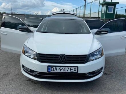 Белый Фольксваген Пассат, объемом двигателя 0 л и пробегом 186 тыс. км за 11700 $, фото 1 на Automoto.ua