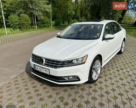 Белый Фольксваген Пассат, объемом двигателя 1.8 л и пробегом 126 тыс. км за 13900 $, фото 1 на Automoto.ua