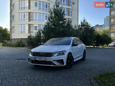 Фольксваген Пассат 2016 в Ивано-Франковске на Automoto.ua Белый Фольксваген Пассат, объемом двигателя 1.8 л и пробегом 170 тыс. км за 14200 $, фото 1 на Automoto.ua