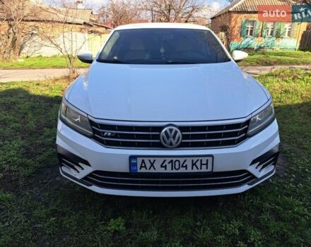 Белый Фольксваген Пассат, объемом двигателя 1.8 л и пробегом 180 тыс. км за 11900 $, фото 1 на Automoto.ua