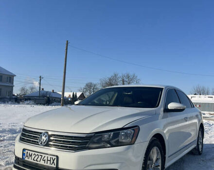 Белый Фольксваген Пассат, объемом двигателя 1.8 л и пробегом 171 тыс. км за 10200 $, фото 1 на Automoto.ua