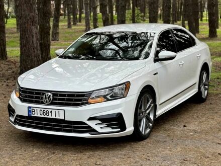 Фольксваген Пассат 2016 в Кременчуге на Automoto.ua Белый Фольксваген Пассат, объемом двигателя 1.8 л и пробегом 207 тыс. км за 12600 $, фото 1 на Automoto.ua
