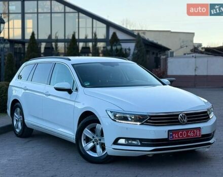 Белый Фольксваген Пассат, объемом двигателя 2 л и пробегом 237 тыс. км за 13999 $, фото 1 на Automoto.ua