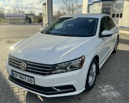 Белый Фольксваген Пассат, объемом двигателя 1.8 л и пробегом 107 тыс. км за 12300 $, фото 1 на Automoto.ua