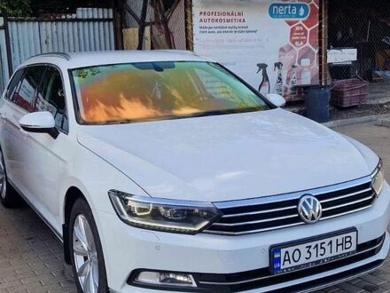 Белый Фольксваген Пассат, объемом двигателя 2 л и пробегом 250 тыс. км за 14500 $, фото 1 на Automoto.ua