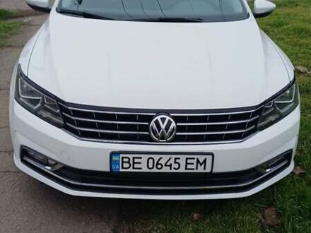 Белый Фольксваген Пассат, объемом двигателя 1.8 л и пробегом 148 тыс. км за 13300 $, фото 1 на Automoto.ua