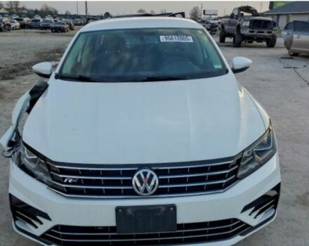 Белый Фольксваген Пассат, объемом двигателя 1.8 л и пробегом 138 тыс. км за 246 $, фото 1 на Automoto.ua