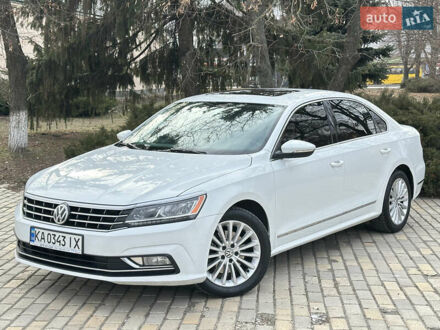 Фольксваген Пассат 2016 у Белой Церкве на Automoto.ua Білий Фольксваген Пассат, об'ємом двигуна 1.8 л та пробігом 151 тис. км за 13499 $, фото 1 на Automoto.ua