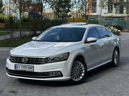 Білий Фольксваген Пассат, об'ємом двигуна 1.8 л та пробігом 110 тис. км за 8000 $, фото 1 на Automoto.ua