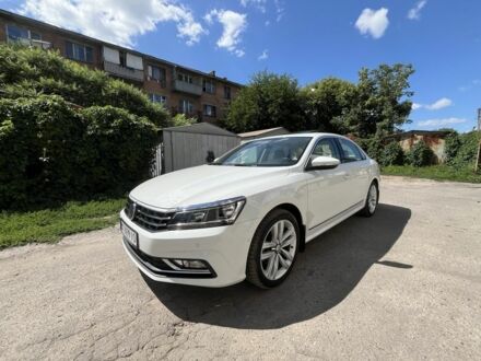 Белый Фольксваген Пассат, объемом двигателя 1.8 л и пробегом 85 тыс. км за 15700 $, фото 1 на Automoto.ua