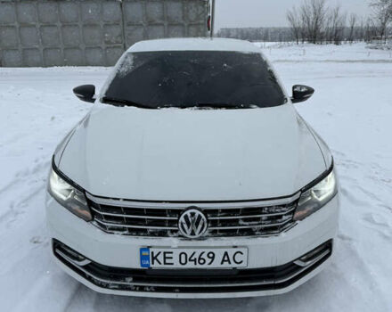 Белый Фольксваген Пассат, объемом двигателя 1.8 л и пробегом 95 тыс. км за 12555 $, фото 1 на Automoto.ua