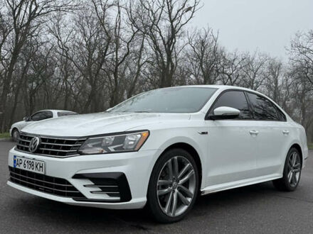 Білий Фольксваген Пассат, об'ємом двигуна 1.98 л та пробігом 135 тис. км за 16000 $, фото 1 на Automoto.ua