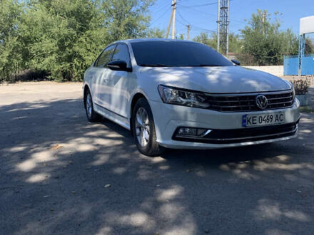 Белый Фольксваген Пассат, объемом двигателя 1.8 л и пробегом 95 тыс. км за 11600 $, фото 1 на Automoto.ua