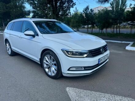 Білий Фольксваген Пассат, об'ємом двигуна 2 л та пробігом 300 тис. км за 12938 $, фото 1 на Automoto.ua