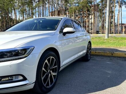 Фольксваген Пассат 2017 у Ирпене на Automoto.ua Білий Фольксваген Пассат, об'ємом двигуна 1.8 л та пробігом 57 тис. км за 26000 $, фото 1 на Automoto.ua