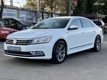 Білий Фольксваген Пассат, об'ємом двигуна 1.8 л та пробігом 92 тис. км за 12900 $, фото 1 на Automoto.ua