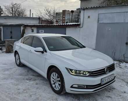 Белый Фольксваген Пассат, объемом двигателя 2 л и пробегом 256 тыс. км за 15940 $, фото 1 на Automoto.ua