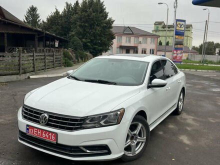 Белый Фольксваген Пассат, объемом двигателя 1.8 л и пробегом 203 тыс. км за 9900 $, фото 1 на Automoto.ua