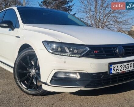 Белый Фольксваген Пассат, объемом двигателя 1.97 л и пробегом 178 тыс. км за 18900 $, фото 1 на Automoto.ua