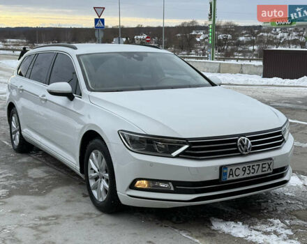 Белый Фольксваген Пассат, объемом двигателя 2 л и пробегом 345 тыс. км за 13900 $, фото 1 на Automoto.ua