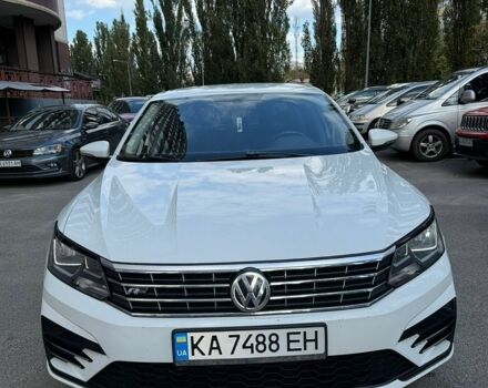 Белый Фольксваген Пассат, объемом двигателя 1.98 л и пробегом 191 тыс. км за 12500 $, фото 1 на Automoto.ua