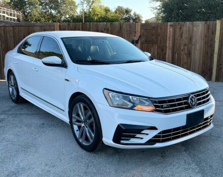 Белый Фольксваген Пассат, объемом двигателя 1.8 л и пробегом 53 тыс. км за 9800 $, фото 1 на Automoto.ua