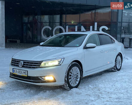 Белый Фольксваген Пассат, объемом двигателя 1.8 л и пробегом 198 тыс. км за 10950 $, фото 1 на Automoto.ua