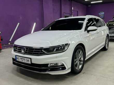 Фольксваген Пассат 2017 у Полтаві на Automoto.ua Білий Фольксваген Пассат, об'ємом двигуна 1.97 л та пробігом 237 тис. км за 22500 $, фото 1 на Automoto.ua