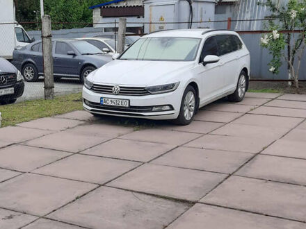 Белый Фольксваген Пассат, объемом двигателя 1.97 л и пробегом 230 тыс. км за 14500 $, фото 1 на Automoto.ua