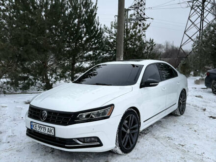 Білий Фольксваген Пассат, об'ємом двигуна 1.8 л та пробігом 135 тис. км за 15700 $, фото 1 на Automoto.ua