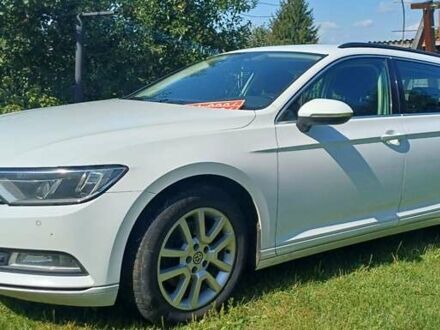 Фольксваген Пассат 2017 в Прилуках на Automoto.ua Белый Фольксваген Пассат, объемом двигателя 2 л и пробегом 227 тыс. км за 13999 $, фото 1 на Automoto.ua
