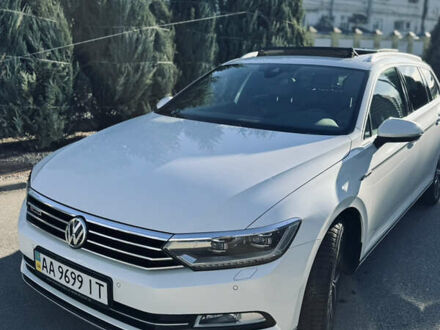 Білий Фольксваген Пассат, об'ємом двигуна 2 л та пробігом 223 тис. км за 21500 $, фото 1 на Automoto.ua