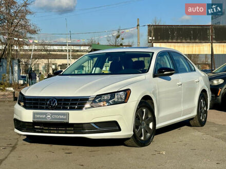 Білий Фольксваген Пассат, об'ємом двигуна 2 л та пробігом 176 тис. км за 12500 $, фото 1 на Automoto.ua