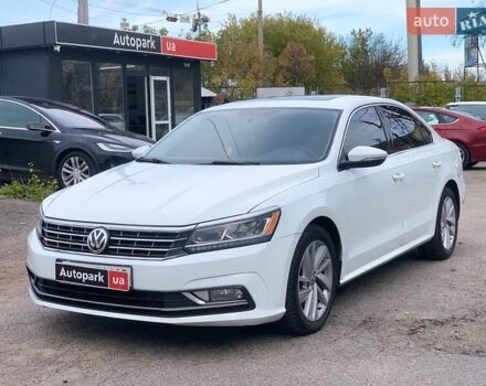 Фольксваген Пассат 2018 у Вінниці на Automoto.ua Білий Фольксваген Пассат, об'ємом двигуна 2 л та пробігом 152 тис. км за 16690 $, фото 1 на Automoto.ua