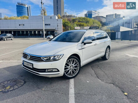 Белый Фольксваген Пассат, объемом двигателя 1.97 л и пробегом 275 тыс. км за 16499 $, фото 1 на Automoto.ua