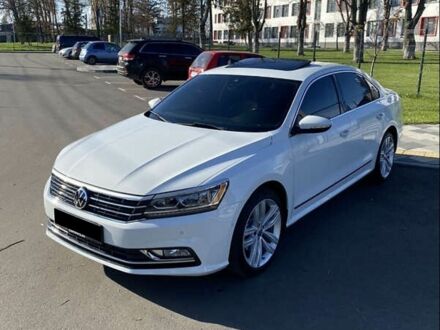 Белый Фольксваген Пассат, объемом двигателя 1.98 л и пробегом 115 тыс. км за 15000 $, фото 1 на Automoto.ua