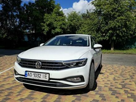 Белый Фольксваген Пассат, объемом двигателя 1.98 л и пробегом 212 тыс. км за 19300 $, фото 1 на Automoto.ua