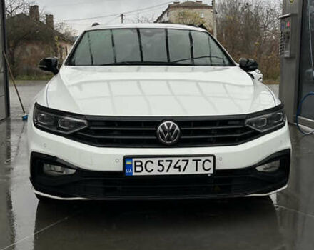 Белый Фольксваген Пассат, объемом двигателя 1.97 л и пробегом 193 тыс. км за 24300 $, фото 1 на Automoto.ua