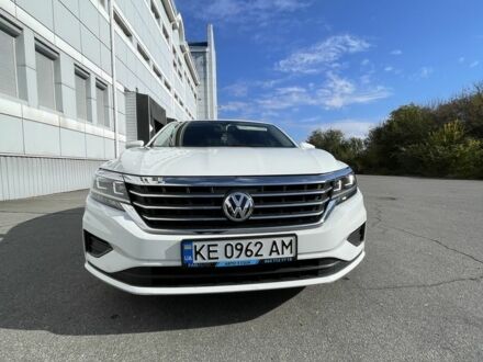 Белый Фольксваген Пассат, объемом двигателя 2 л и пробегом 68 тыс. км за 18500 $, фото 1 на Automoto.ua