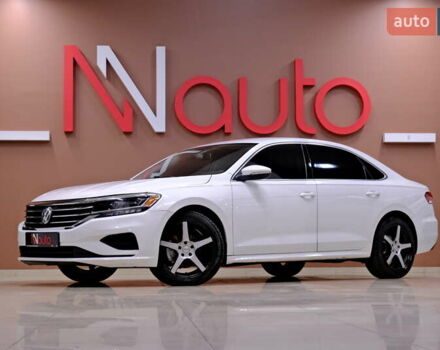 Білий Фольксваген Пассат, об'ємом двигуна 2 л та пробігом 165 тис. км за 16900 $, фото 1 на Automoto.ua