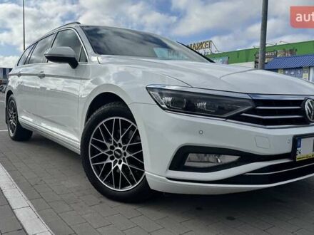 Белый Фольксваген Пассат, объемом двигателя 1.97 л и пробегом 225 тыс. км за 23400 $, фото 1 на Automoto.ua