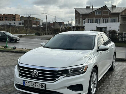 Белый Фольксваген Пассат, объемом двигателя 2 л и пробегом 108 тыс. км за 17999 $, фото 1 на Automoto.ua