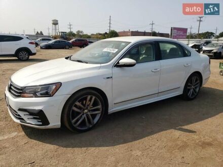 Белый Фольксваген Пассат, объемом двигателя 1.8 л и пробегом 97 тыс. км за 2700 $, фото 1 на Automoto.ua