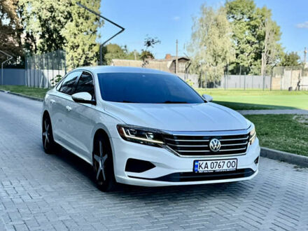 Фольксваген Пассат 2020 в Житомире на Automoto.ua Белый Фольксваген Пассат, объемом двигателя 1.98 л и пробегом 183 тыс. км за 15700 $, фото 1 на Automoto.ua