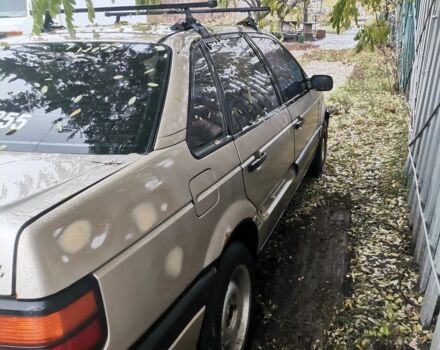 Бежевый Фольксваген Пассат, объемом двигателя 1.8 л и пробегом 100 тыс. км за 650 $, фото 4 на Automoto.ua