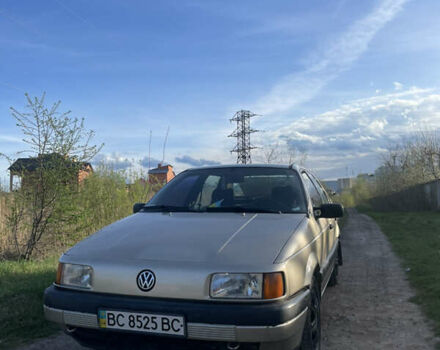 Бежевый Фольксваген Пассат, объемом двигателя 1.8 л и пробегом 279 тыс. км за 1999 $, фото 1 на Automoto.ua